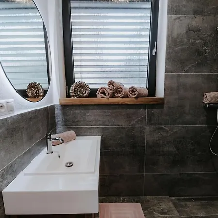 Evia Clinic Apartment