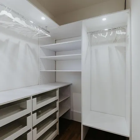 Evia Clinic 莱维采