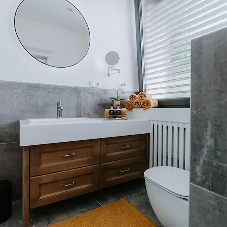 Evia Clinic Apartment *
