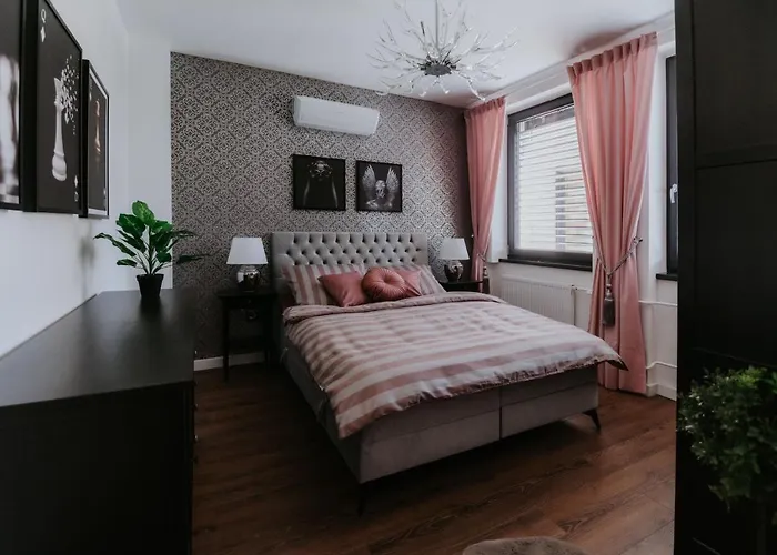 아파트 Evia Clinic
