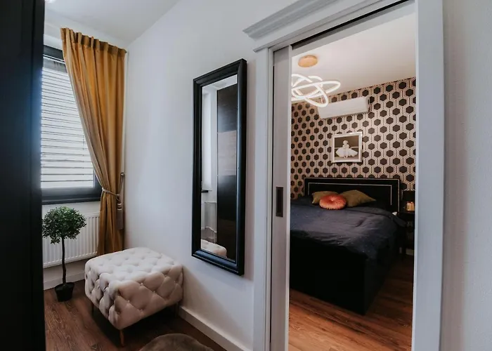 아파트 Evia Clinic *